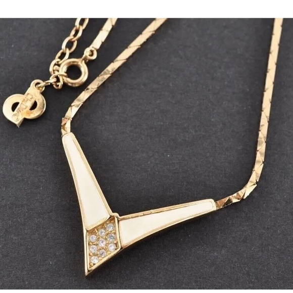 Christian Dior CD Logo Light Stone V-Shaped Necklace Gold Plate Authentic GUC - Picture 1 of 9